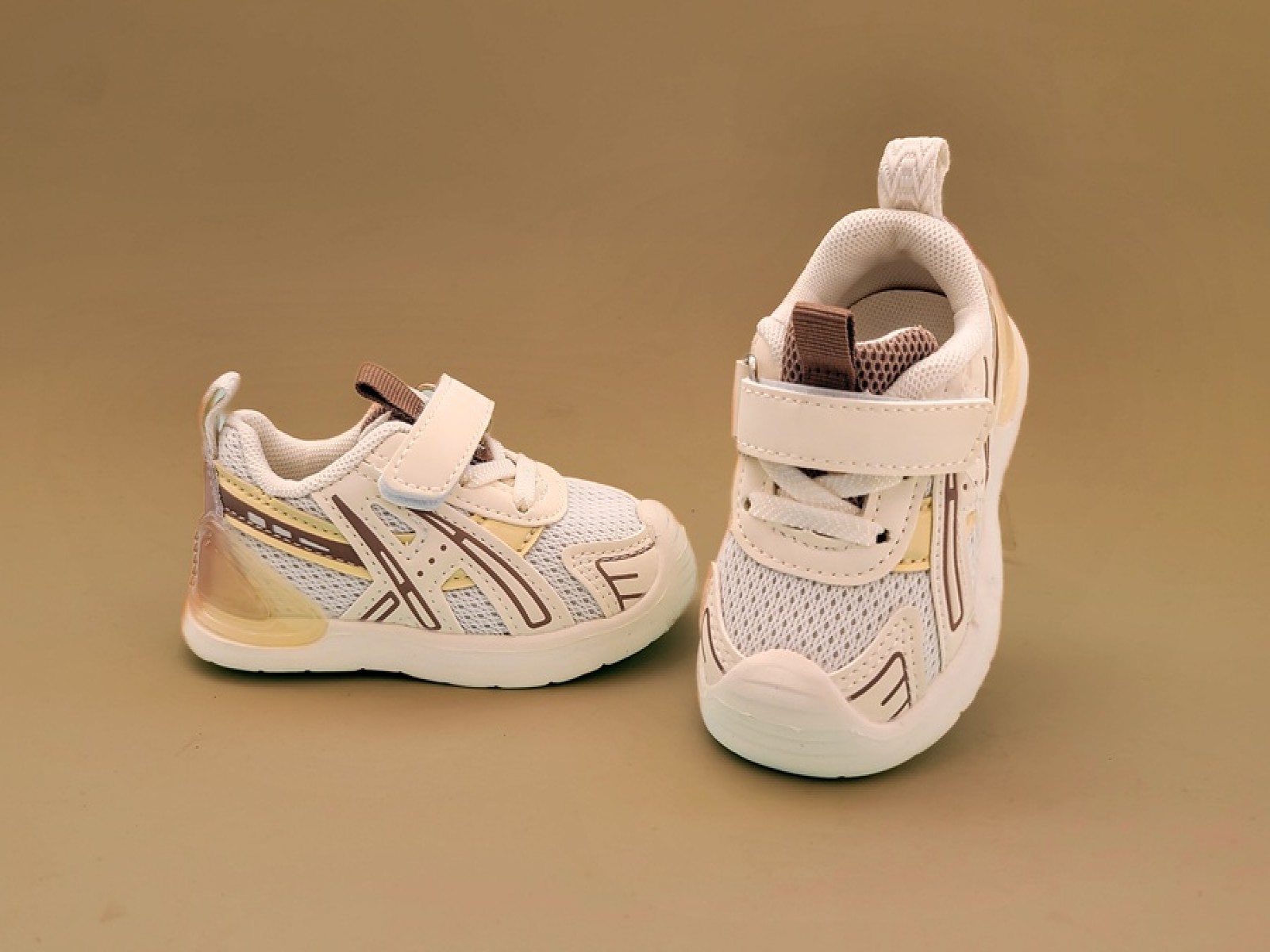 Սպորտային կոշիկ