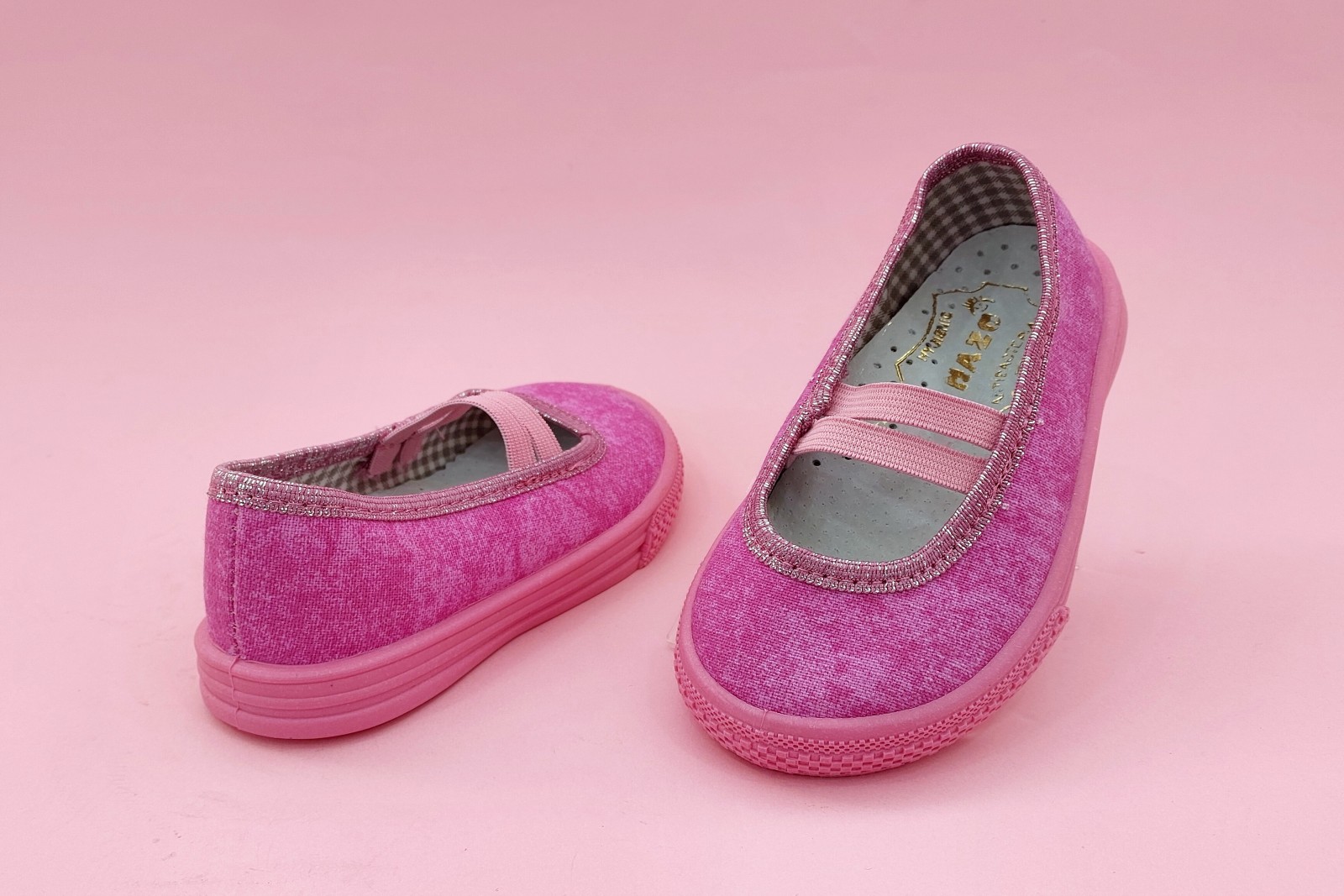 Մանկական հողաթափ