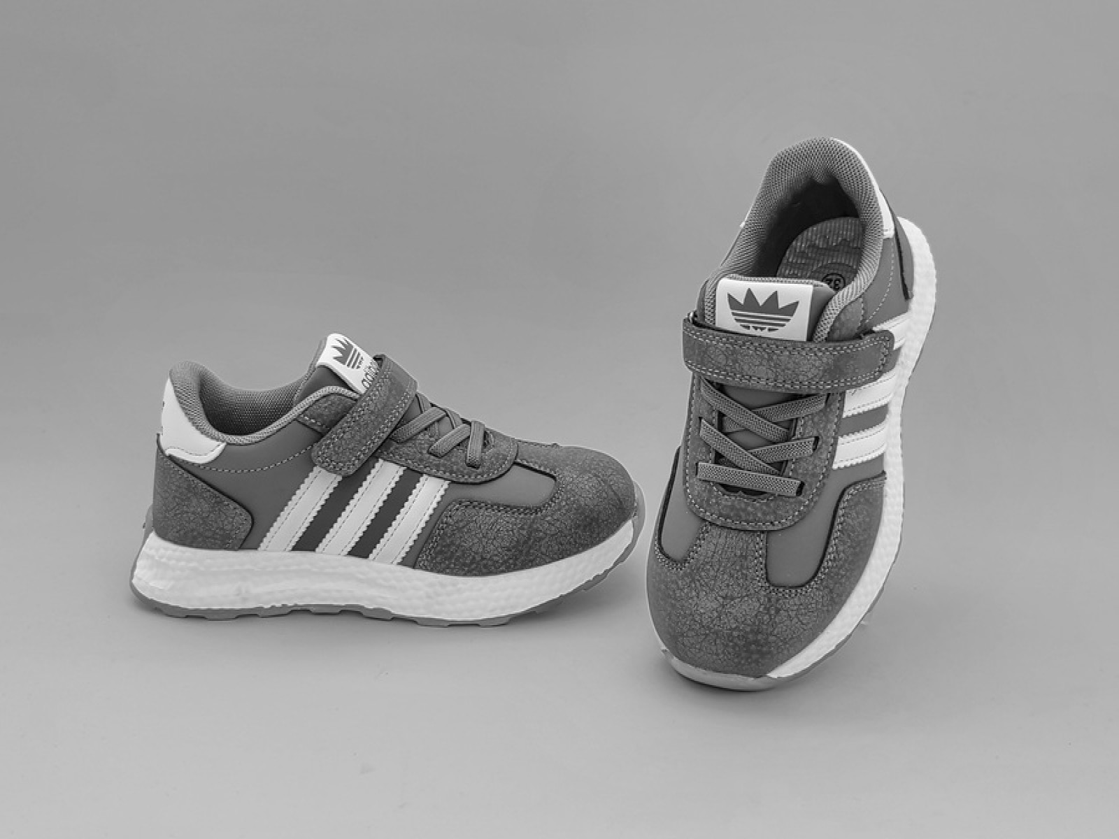 Սպորտային կոշիկ