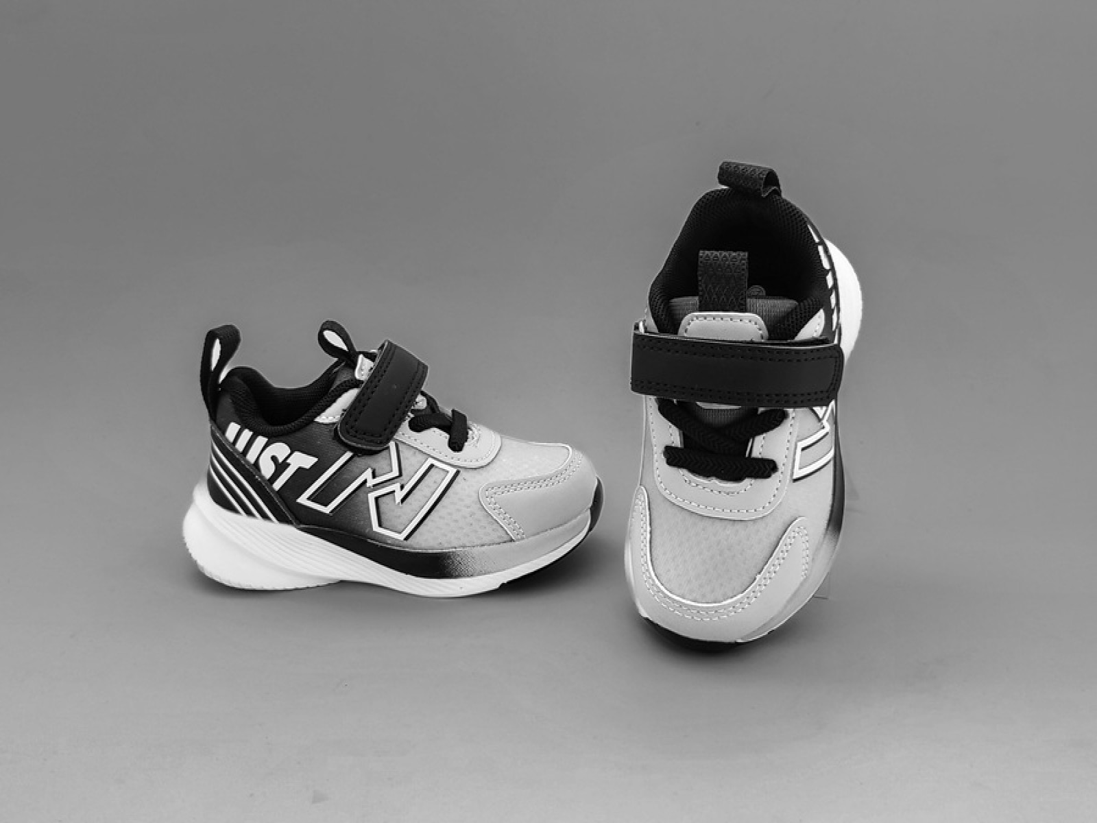 Սպորտային կոշիկ