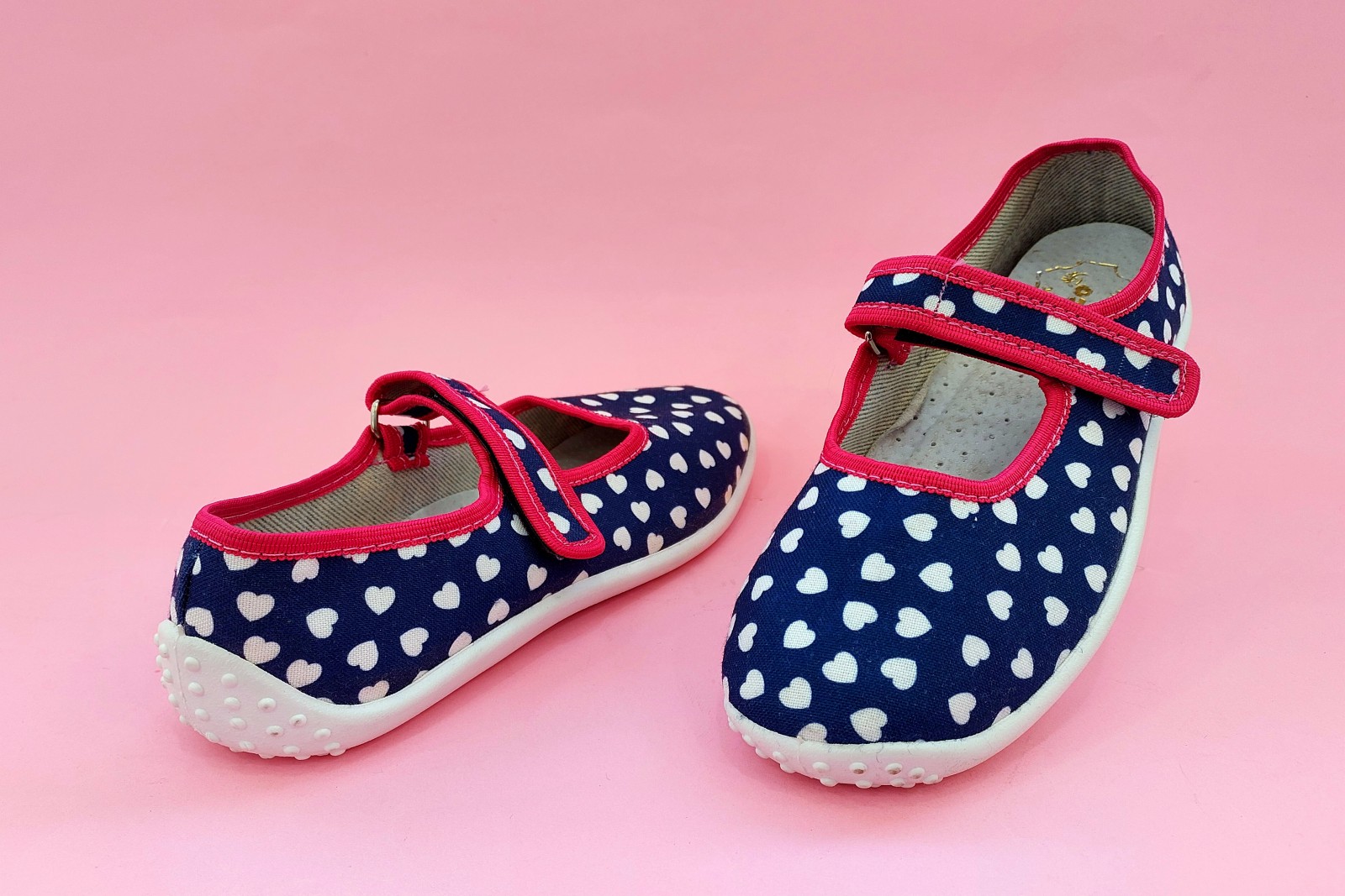 Մանկական հողաթափ