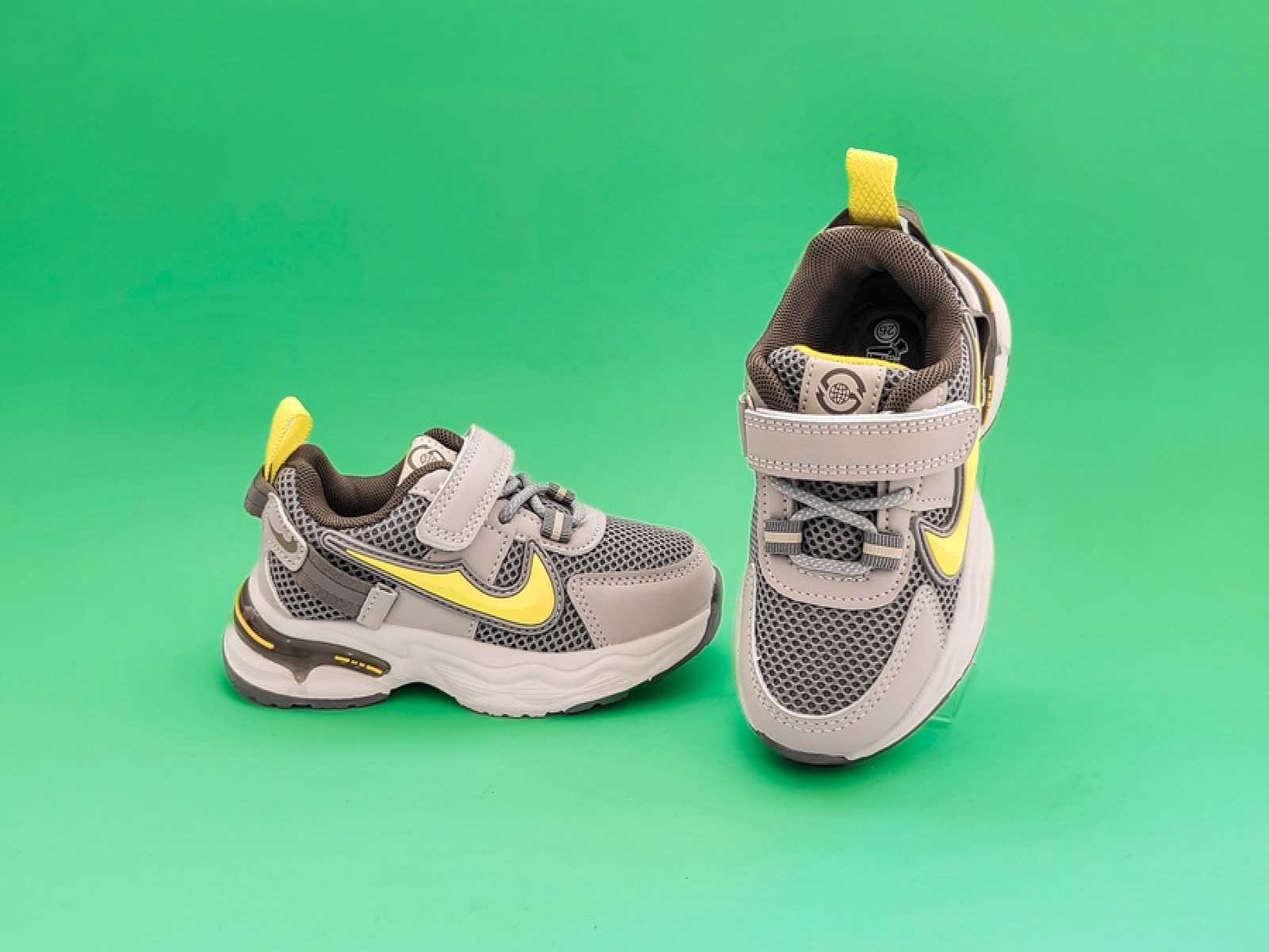 Սպորտային կոշիկ