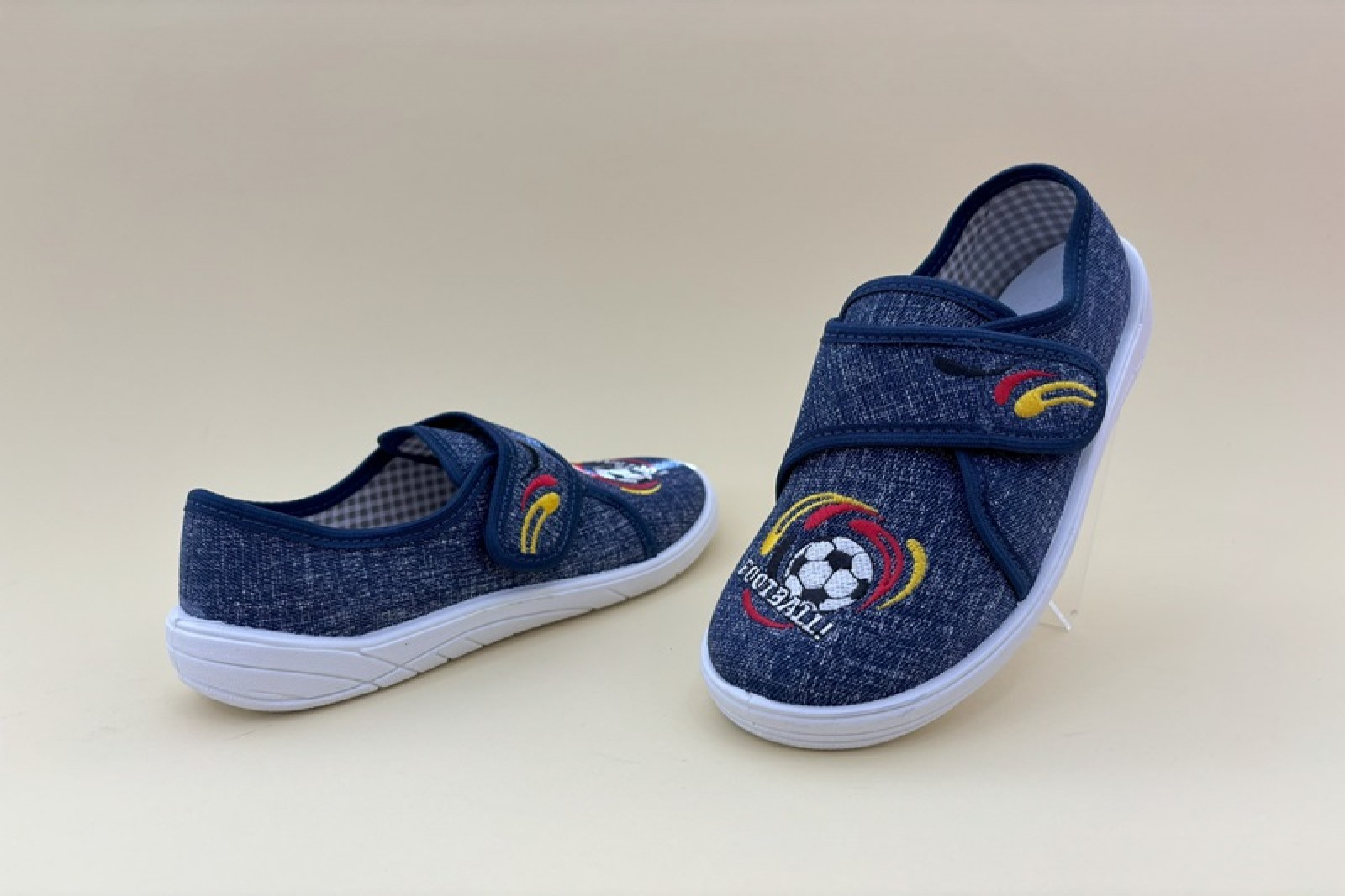 Մանկական հողաթափ