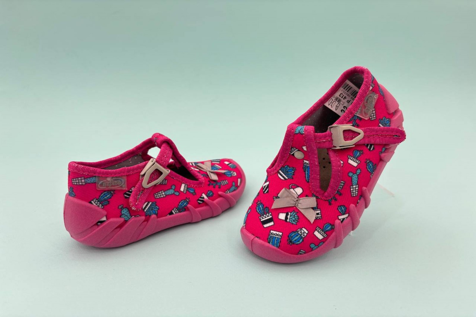 Մանկական հողաթափ