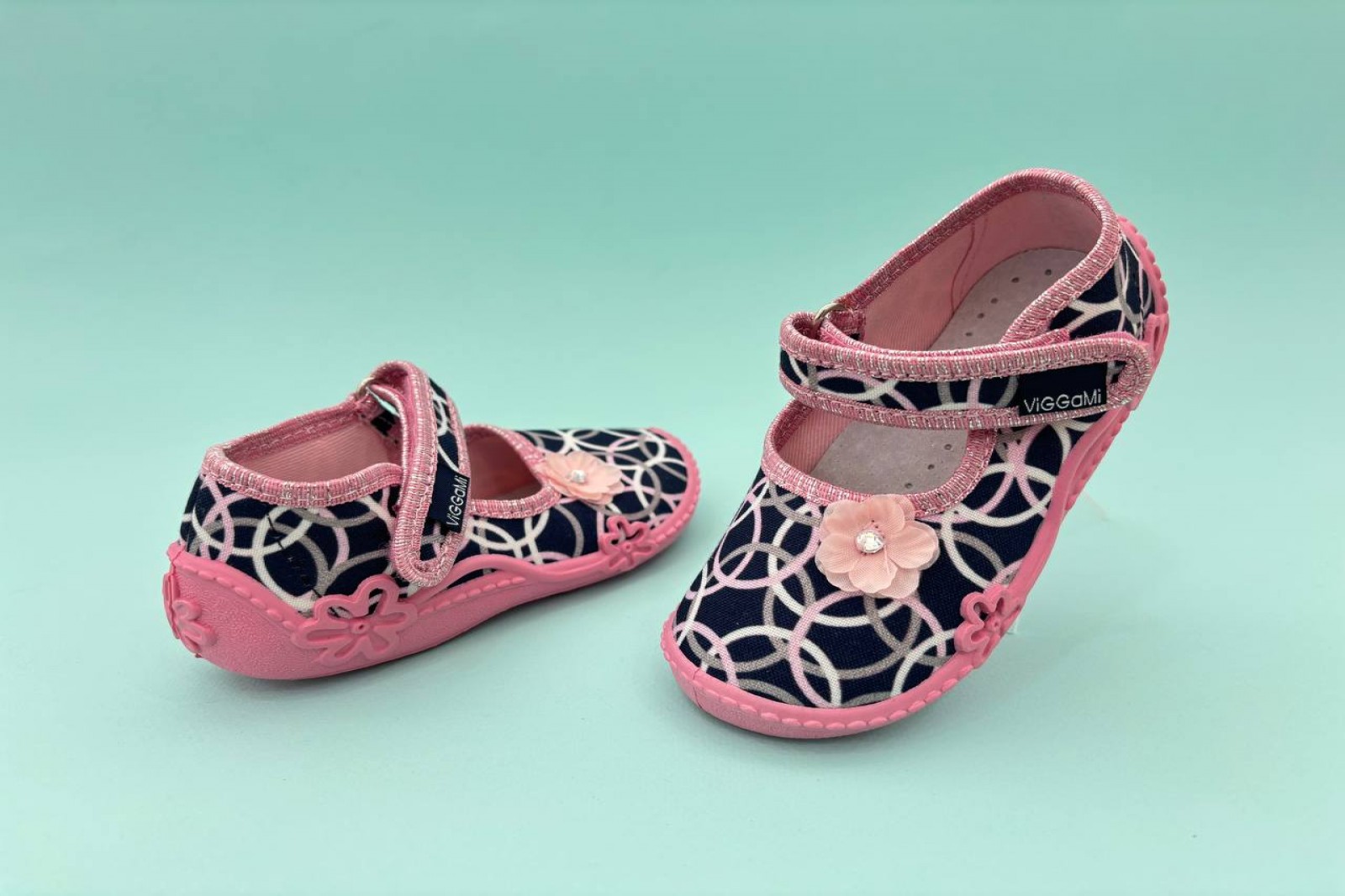 Մանկական հողաթափ